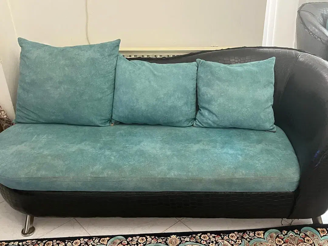 مبل چرم|مبلمان خانگی و میز عسلی|رشت, معلم|دیوار