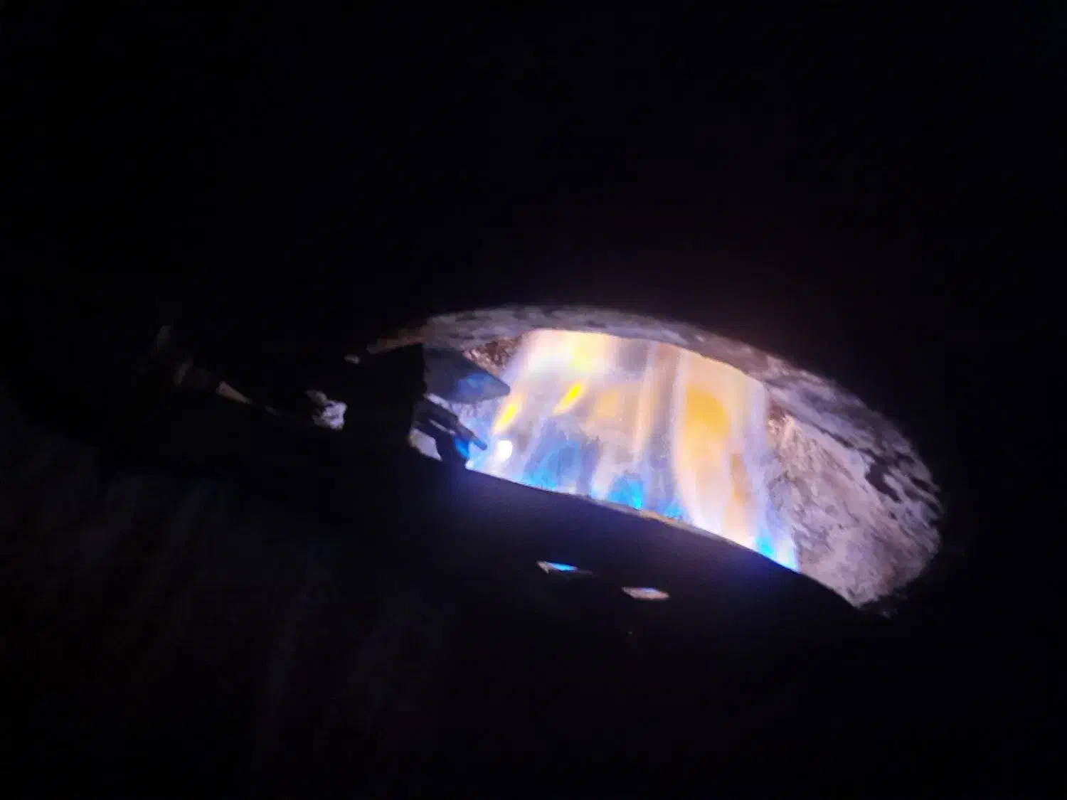 ابگرمکن ایستاده اتور درحال کار|آبگرمکن، پکیج، شوفاژ|ایزدشهر, |دیوار