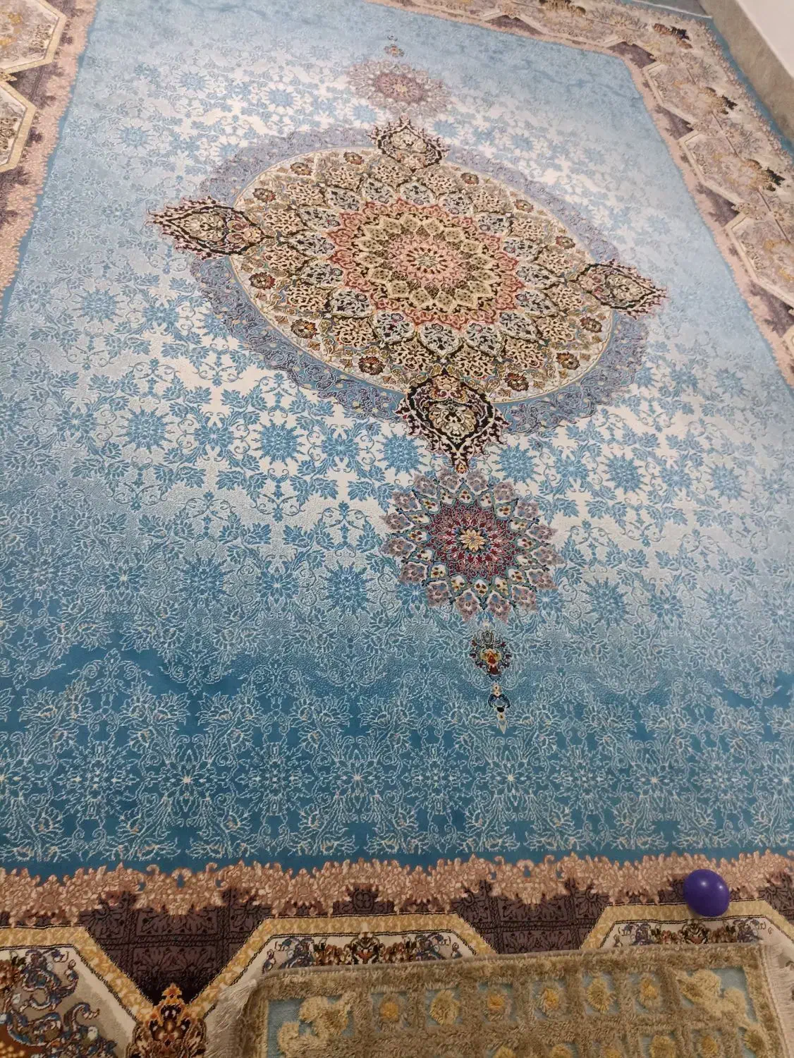 قالی فیروزه ای|فرش|سرپل ذهاب, |دیوار