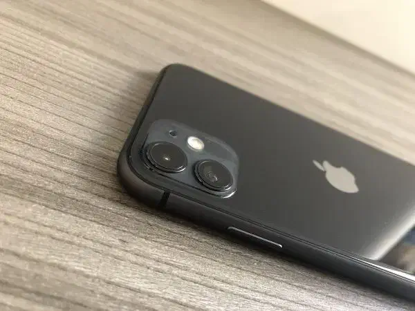 اپل iPhone 11 با حافظهٔ ۱۲۸ گیگابایت|موبایل|نیشابور, فردوس شمالی|دیوار