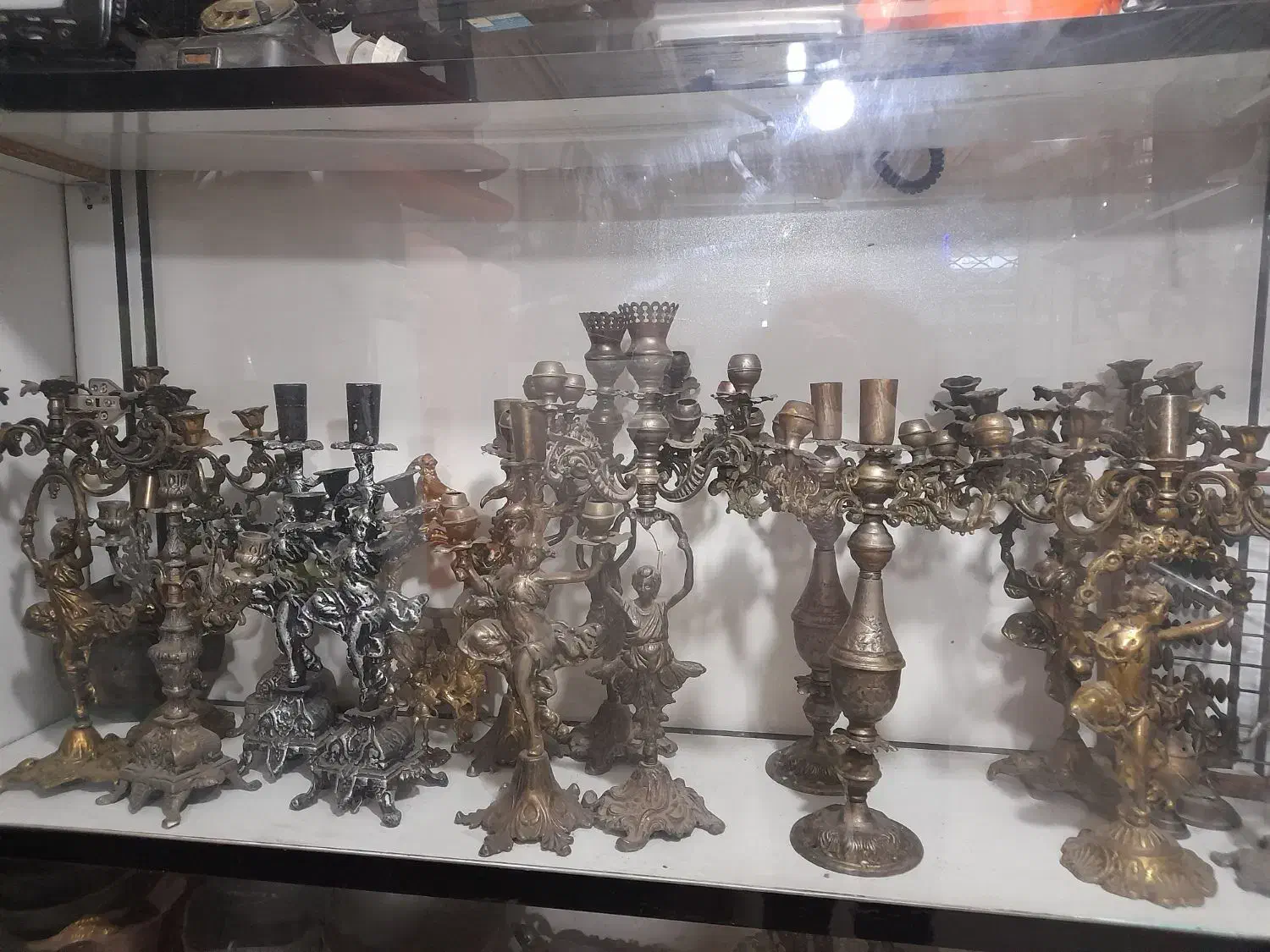 اشیا برنجی . وزن حدودا ۱۳۰ کیلو|لوستر و چراغ آویز|گرگان, |دیوار