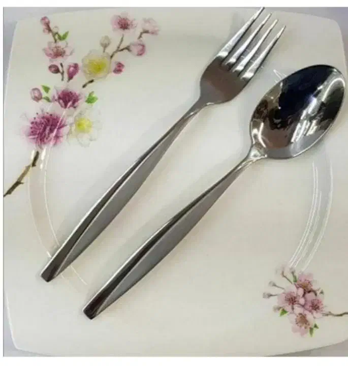 قاشق چنگال 42 نفره خارجی خردکن قابمله سرخ کن اتو|ظروف سرو و پذیرایی|قم, علی آباد سعدگان|دیوار