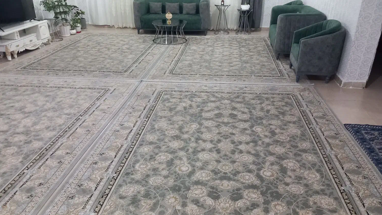 ۴ تخته فرش ۹ متری ۱۲۰۰شانه|فرش|کرمانشاه, |دیوار