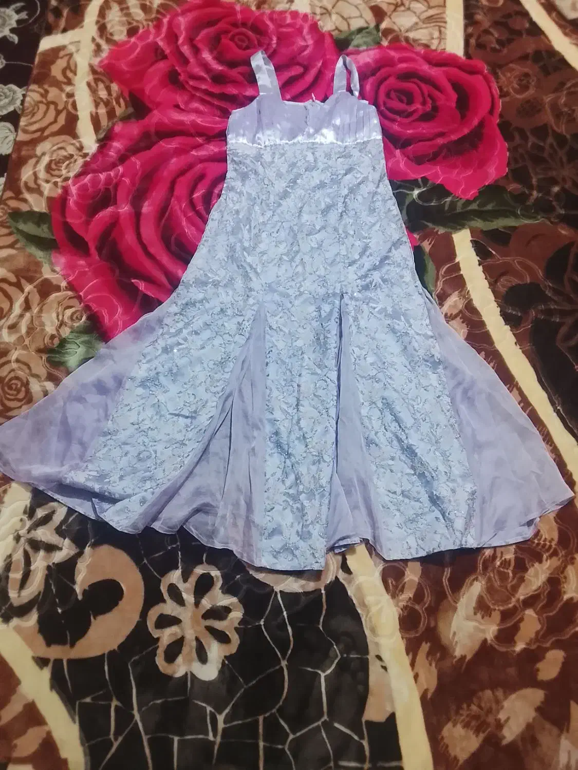 لباس مجلسی|لباس|چناران, |دیوار