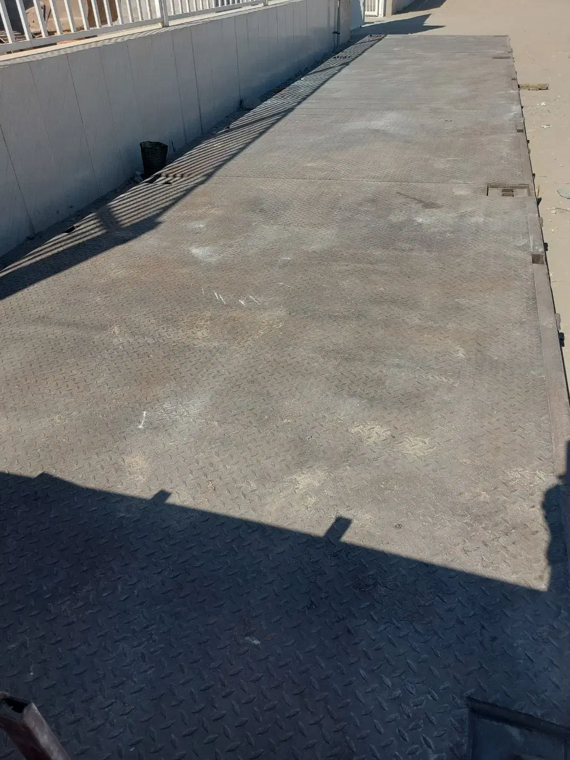 رویه قاین ساز روی تیغه|خودرو سنگین|کرمان, |دیوار