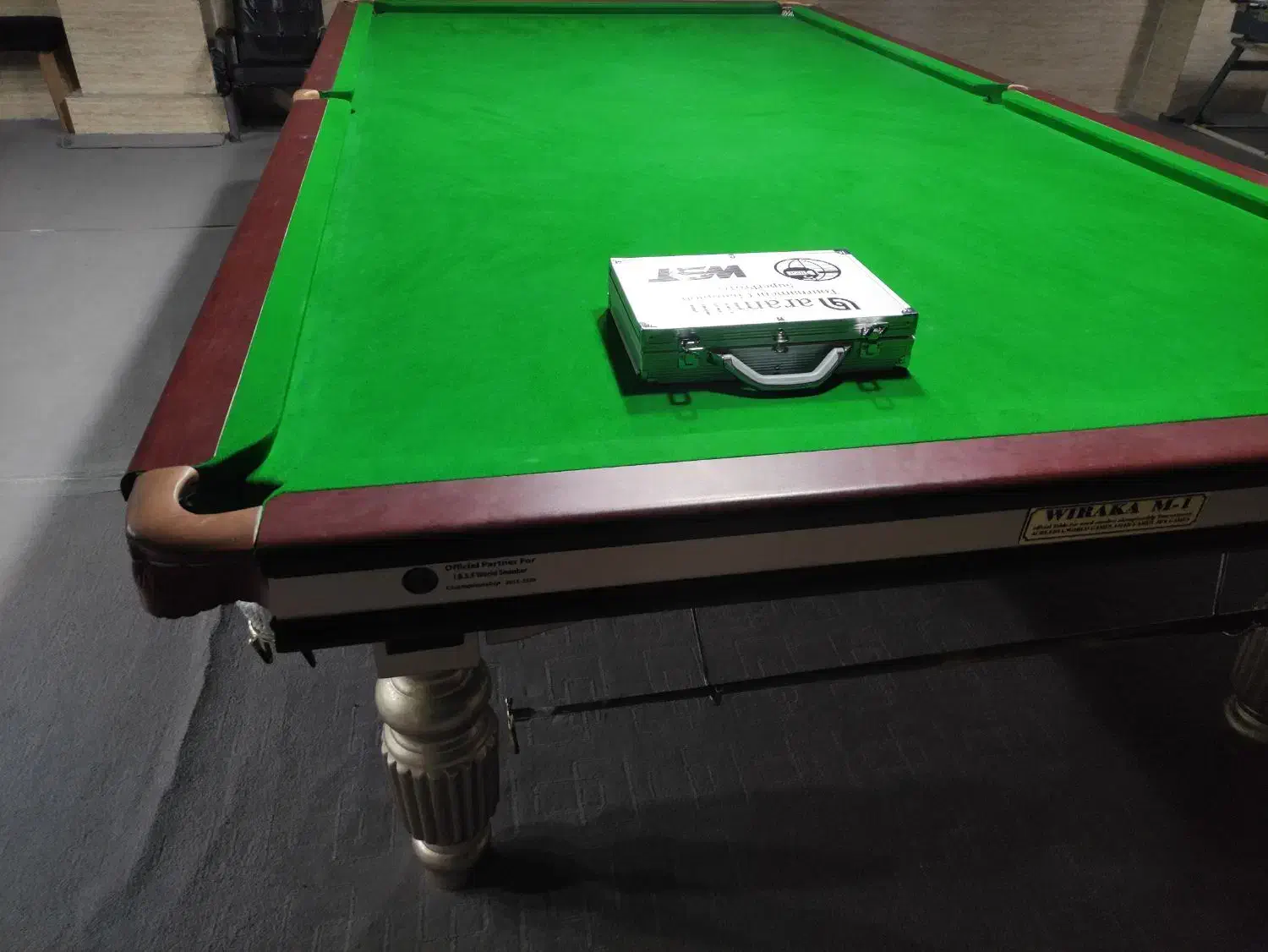 میز اسنوکر|ورزش‌های توپی|رباط‌کریم, رباط‌کریم|دیوار