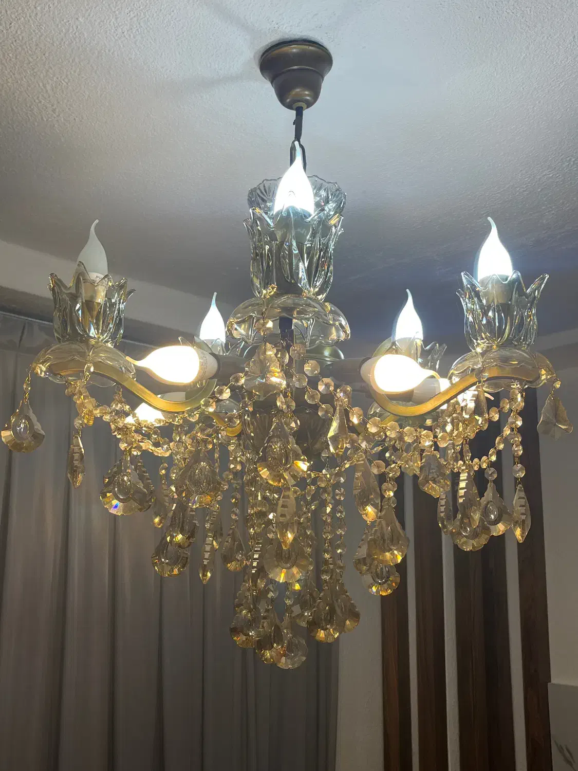 لوستر پذیرایی|لوستر و چراغ آویز|بندر انزلی, آذربایجان|دیوار