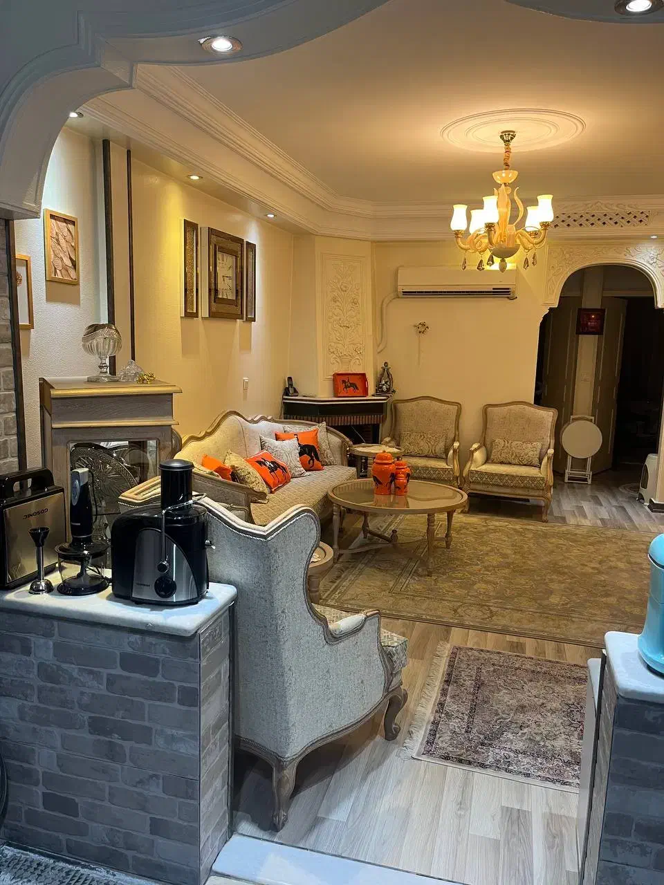 ۷۳ متر دو خواب بسیار شیک طبقه ۳