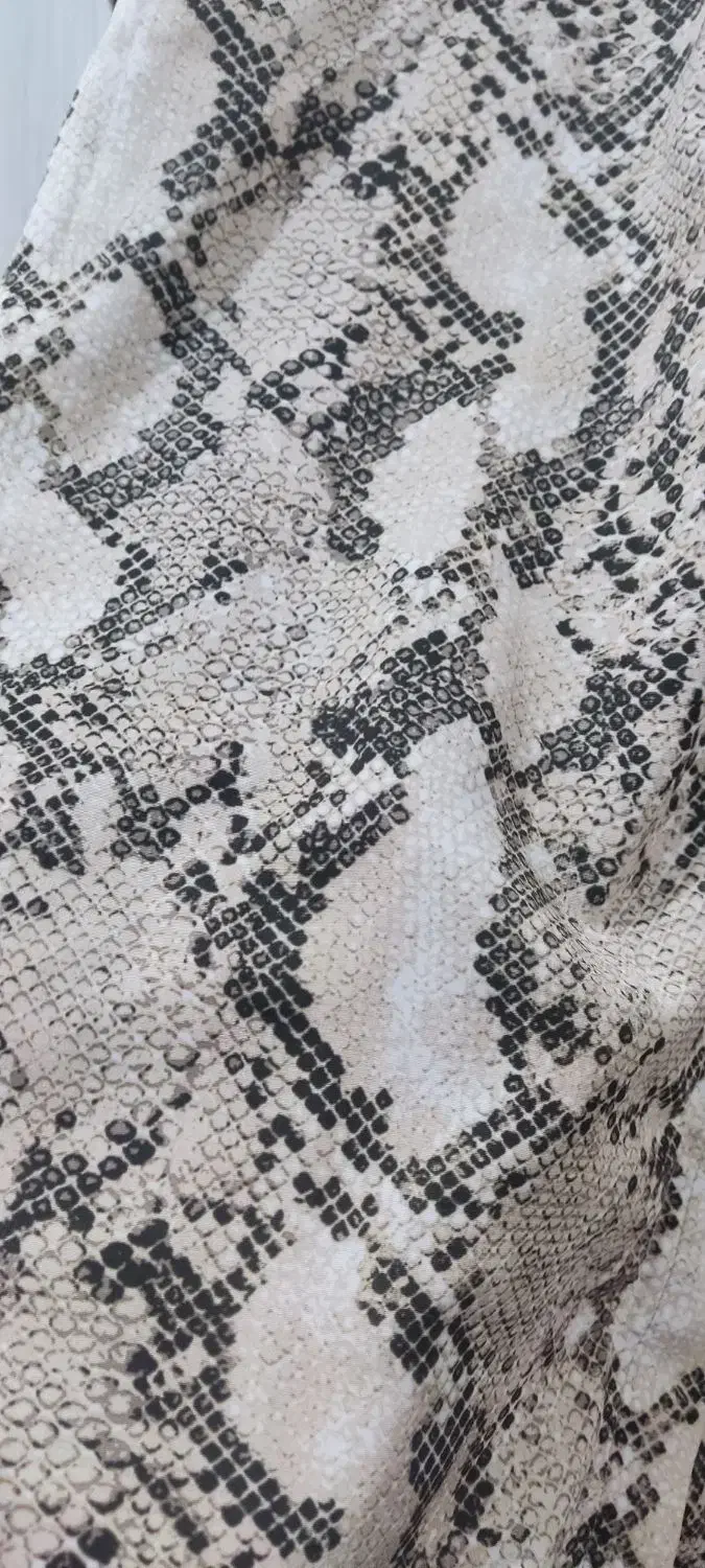 لباس زنانه|لباس|شوشتر, |دیوار