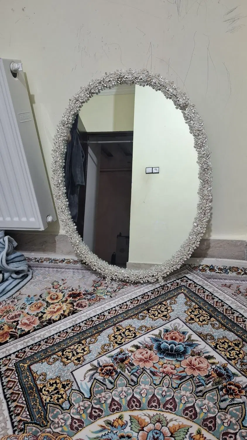 آینه|آینه|زاهدان, |دیوار