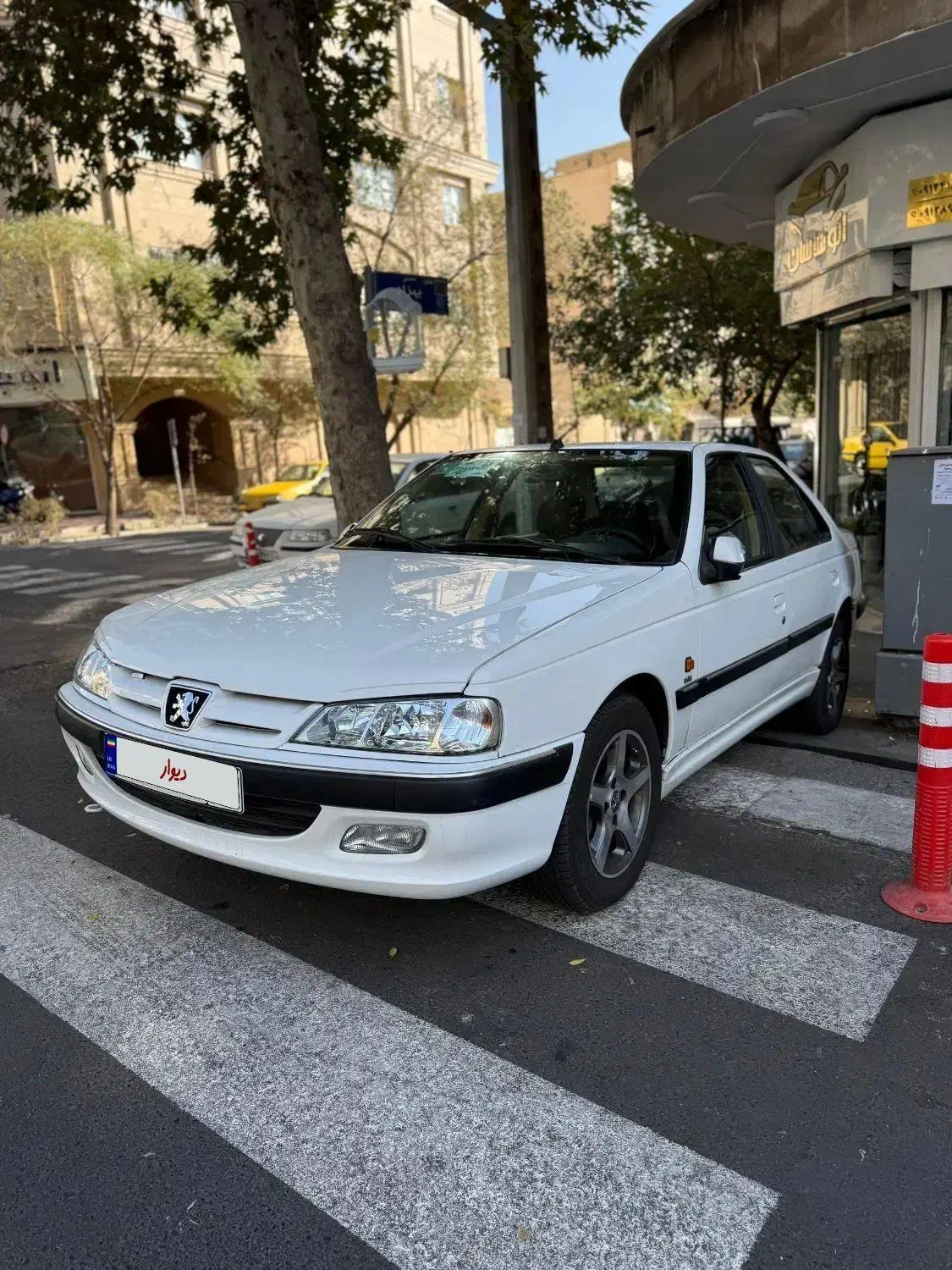 پژو پارس مدل ۹۷|خودرو سواری و وانت|تهران, میرداماد|دیوار