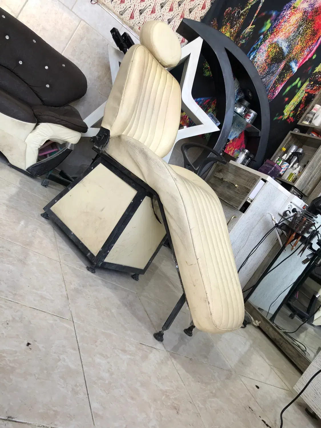 صندلی|صندلی و نیمکت|ماکو, |دیوار