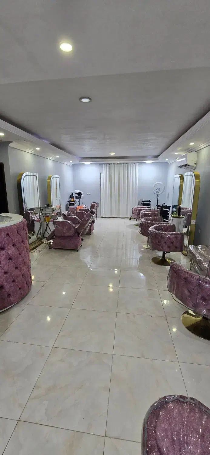 استخدام در سالن زیبایی (زنانه)|استخدام درمانی، زیبایی، بهداشتی|میناب, |دیوار