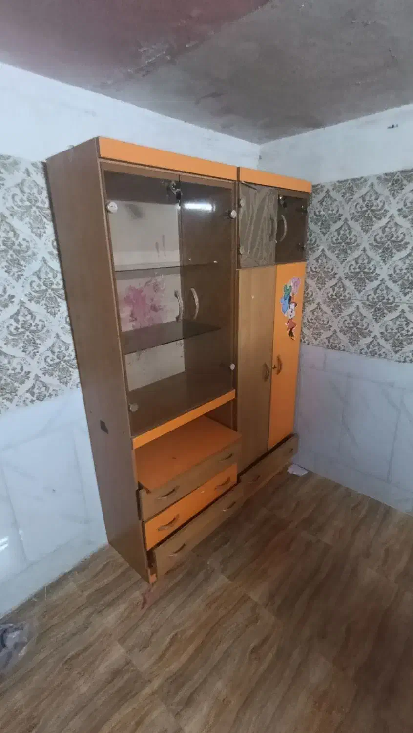 کمد کودک و نوجوان|اسباب و اثاث بچه|کاشان, آیت الله سعیدی|دیوار