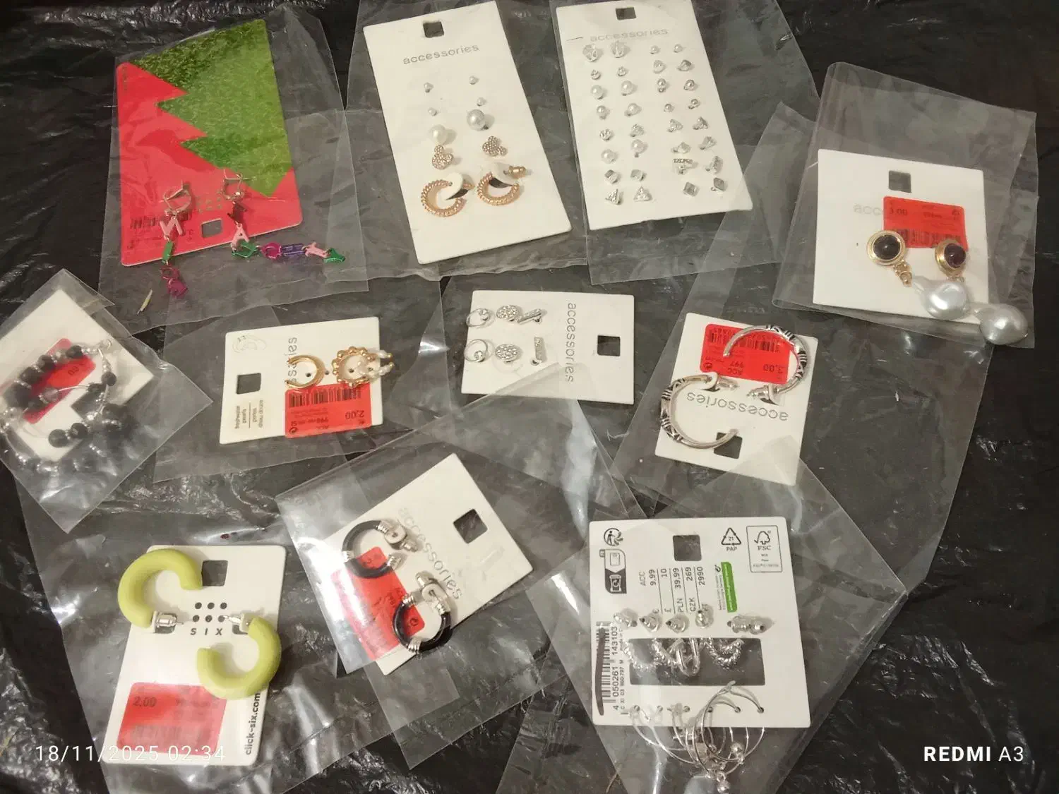 بدلیجات و پوشاک نو فقط ۵۰هزار|بدلیجات|روانسر, |دیوار