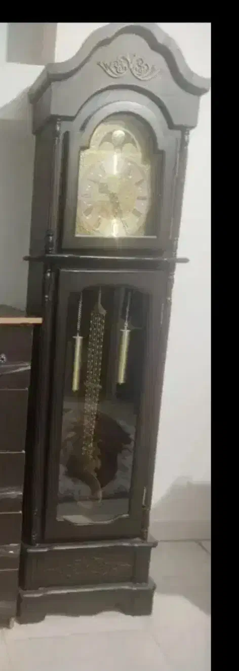 ساعت ایستاده|ساعت دیواری و تزئینی|اهواز, کوی آغاجاری|دیوار