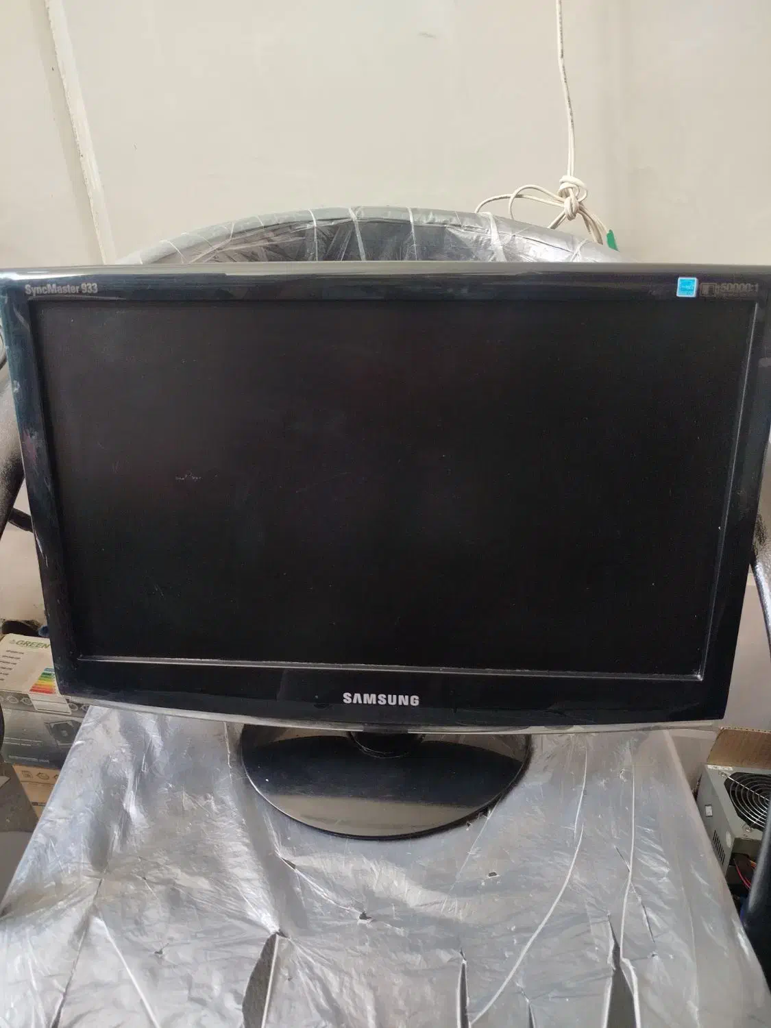 مانیتور LCD 19 inch|قطعات و لوازم جانبی رایانه|قم, بیست متری ولیعصر|دیوار