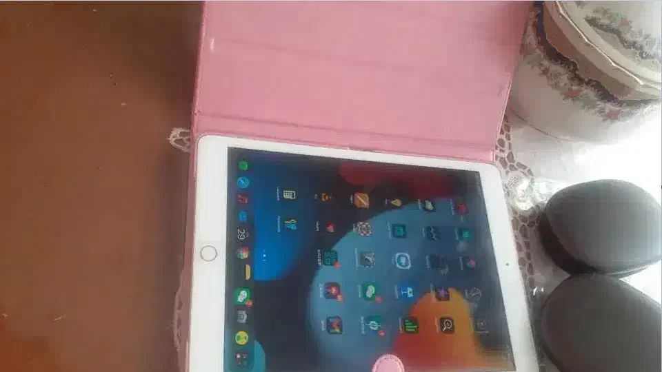 iPad 11 inch + Keyboard آیپد + کیبورد (11 اینچ )|تبلت|تهران, تجریش|دیوار