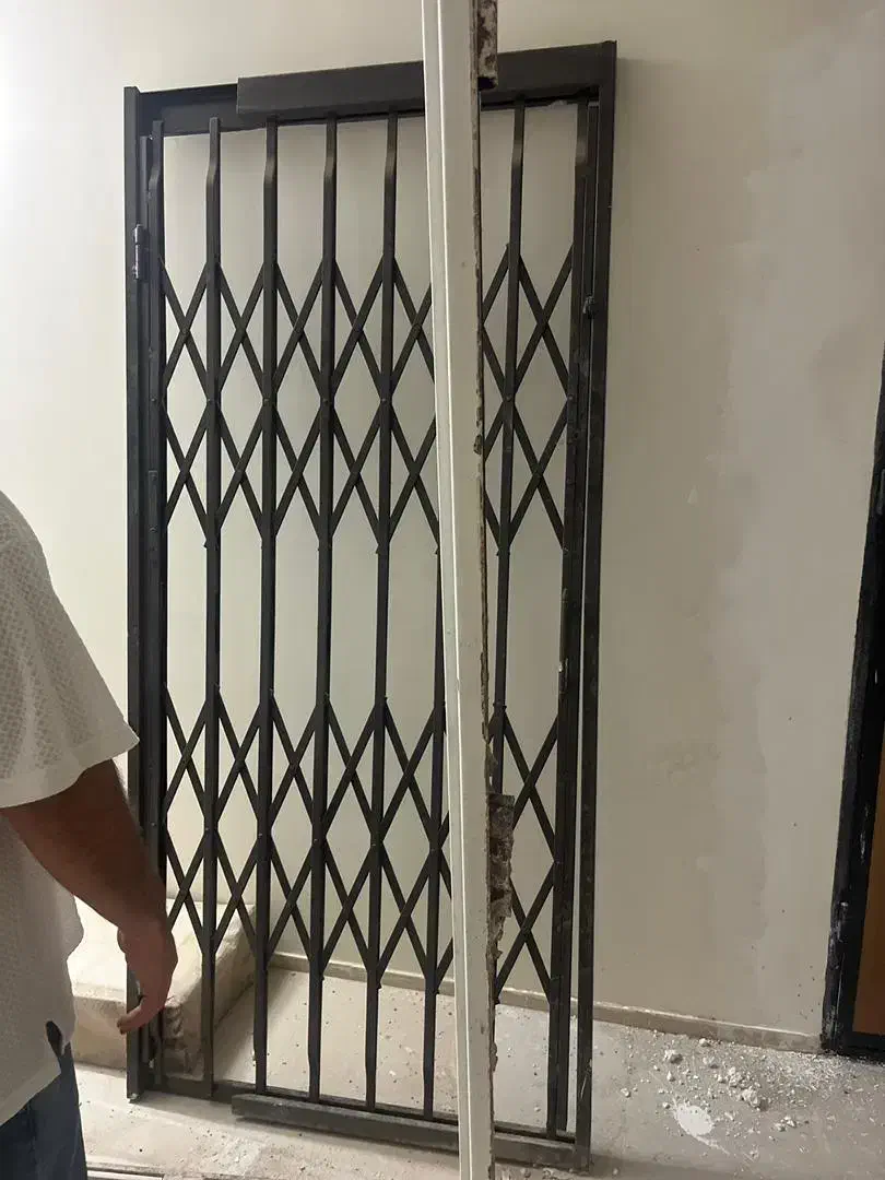 درب چوبی اصل و چهارچوب و درب کرکره ای|مصالح و تجهیزات ساختمان|کاشان, ملک آباد|دیوار