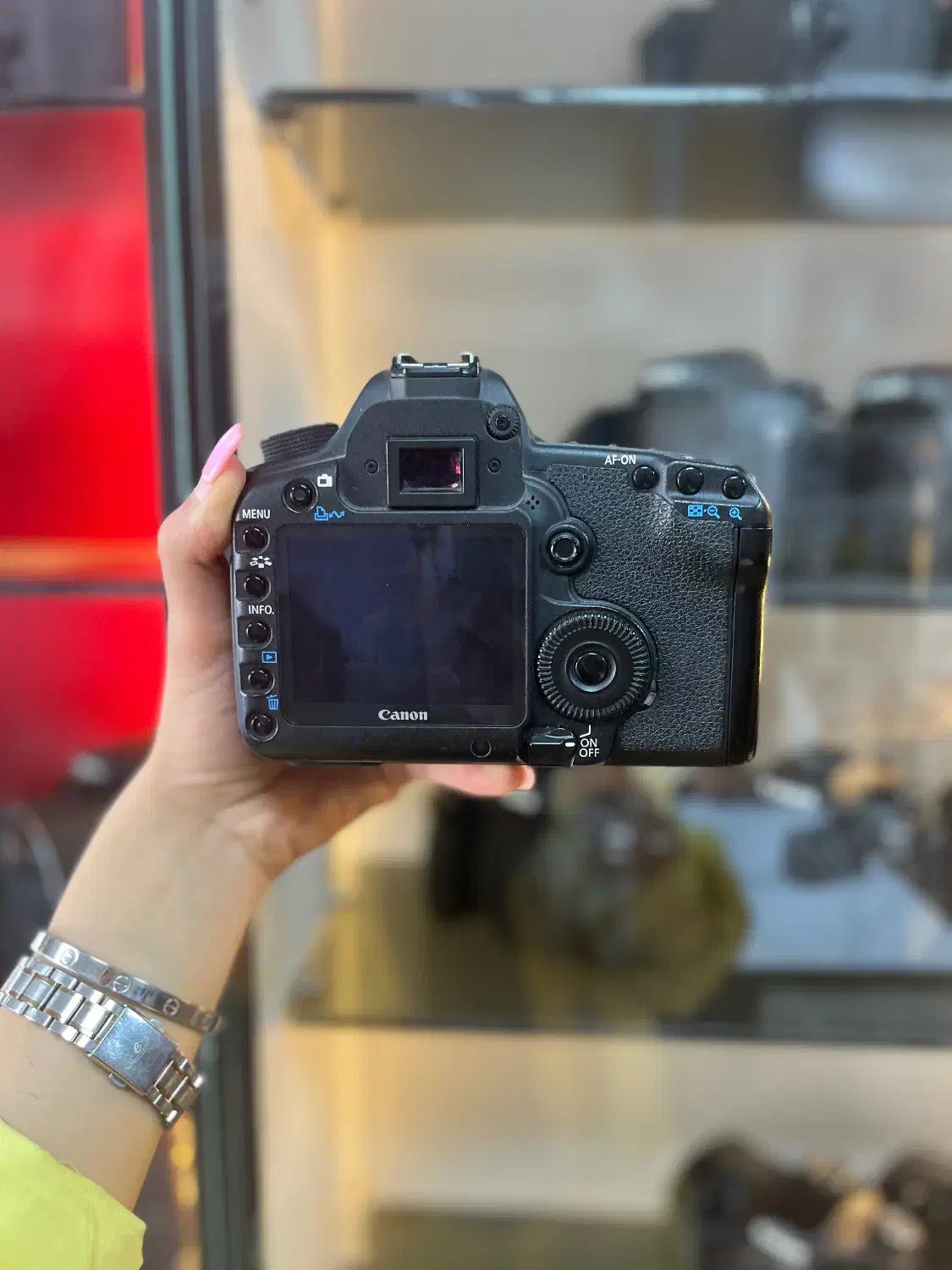 دوربین کانن Canon 5d mark ii همراه با لوازم جانبی|دوربین عکاسی و فیلم‌برداری|کرج, گلشهر|دیوار