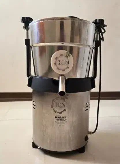 آبمیوه گیری صنعتی برقی .خانگی. مخلوط کن..دستی|آبمیوهگیر و آبمرکباتگیر|اسلامشهر, مظفریه|دیوار