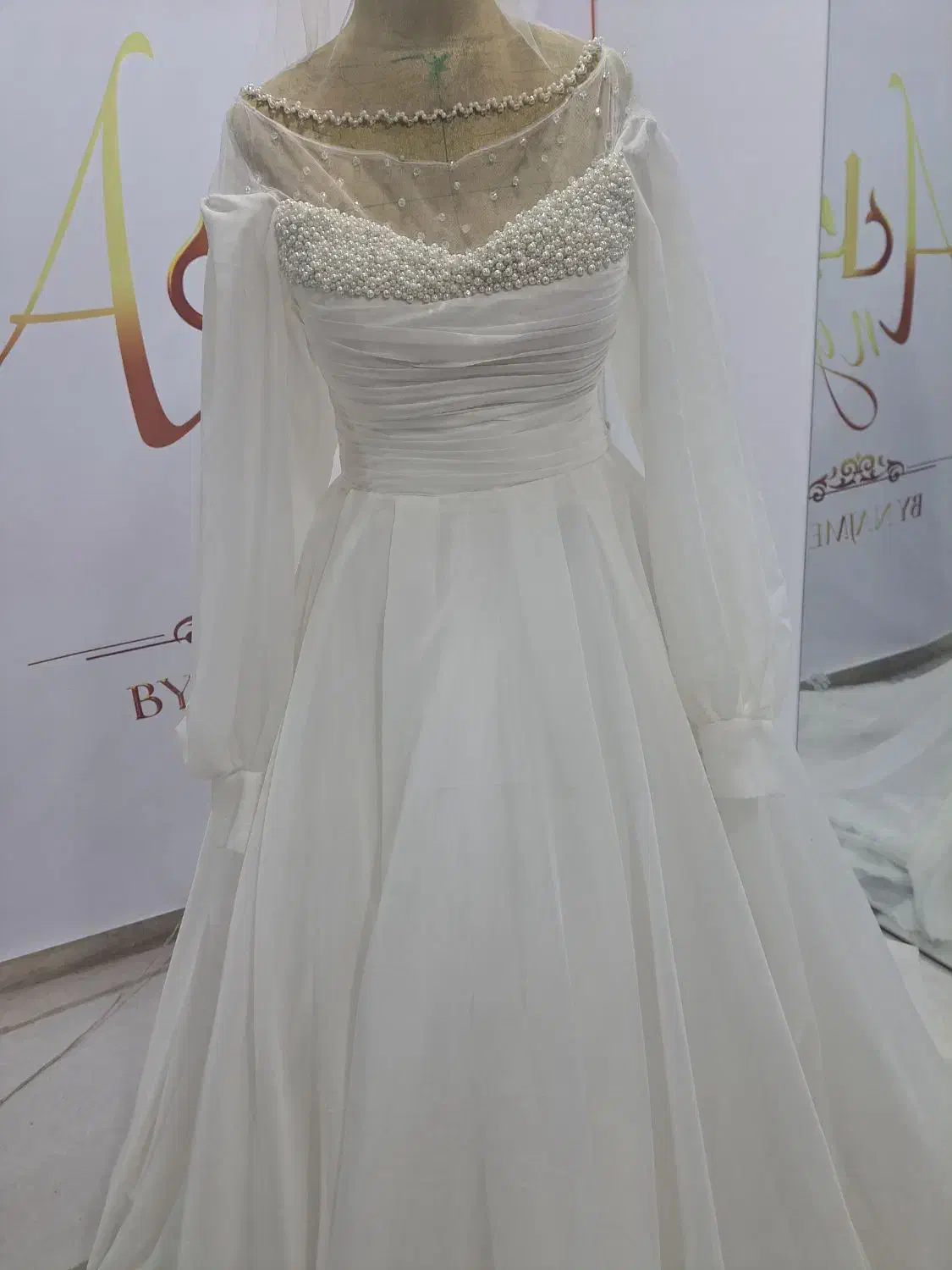 لباس عروس و نامزدی|لباس|جغتای, |دیوار