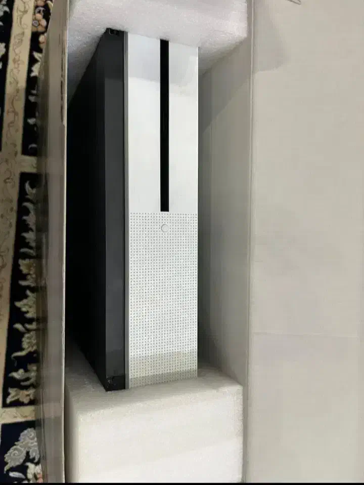 ایکس باکس وان اس در حد صفر|کنسول، بازی ویدئویی و آنلاین|یاسوج, |دیوار