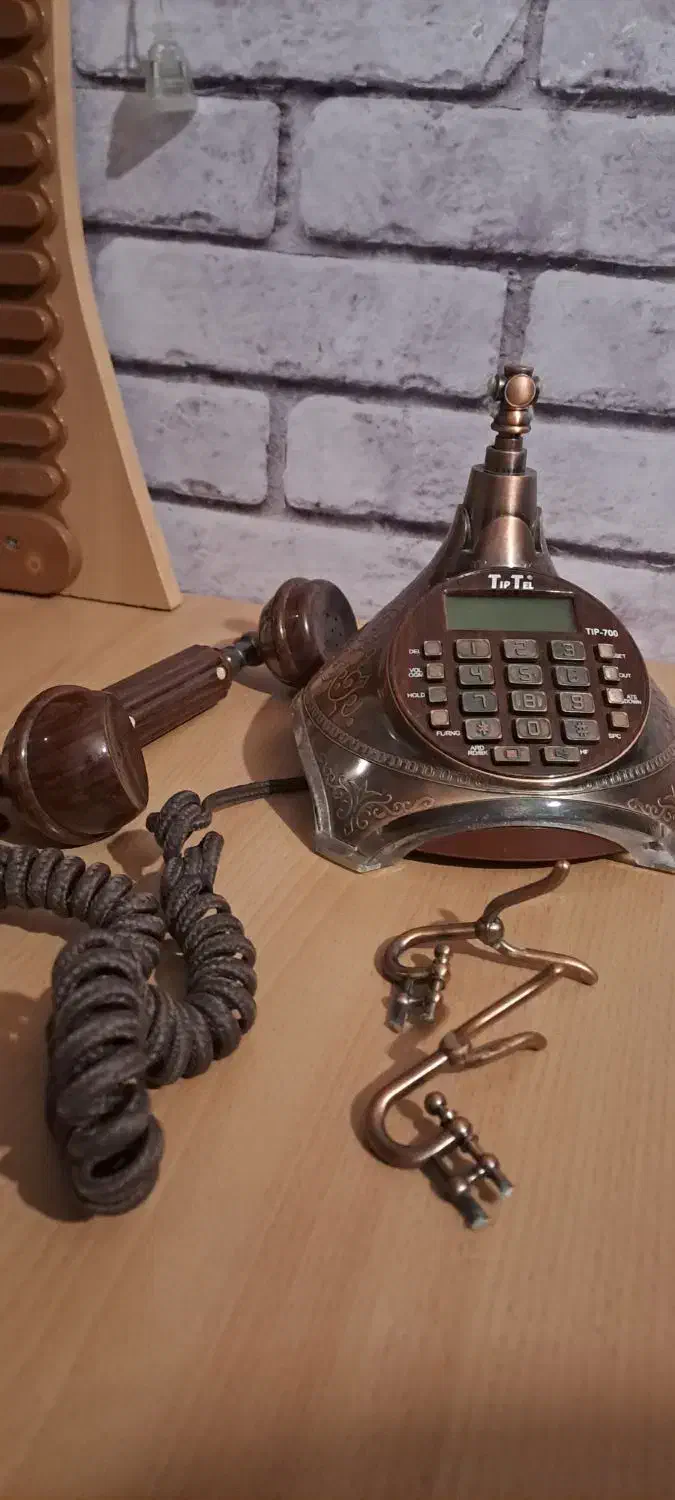 تلفن رومیزی تیپ تل|تلفن رومیزی|پرند, فاز ۵|دیوار