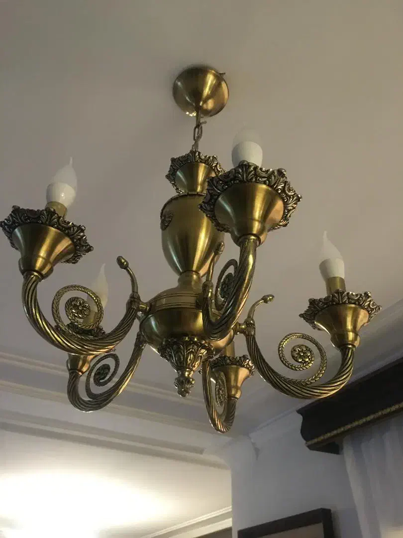 لوستر قدیمی برنز|لوستر و چراغ آویز|تهران, سازمان برنامه شمالی|دیوار