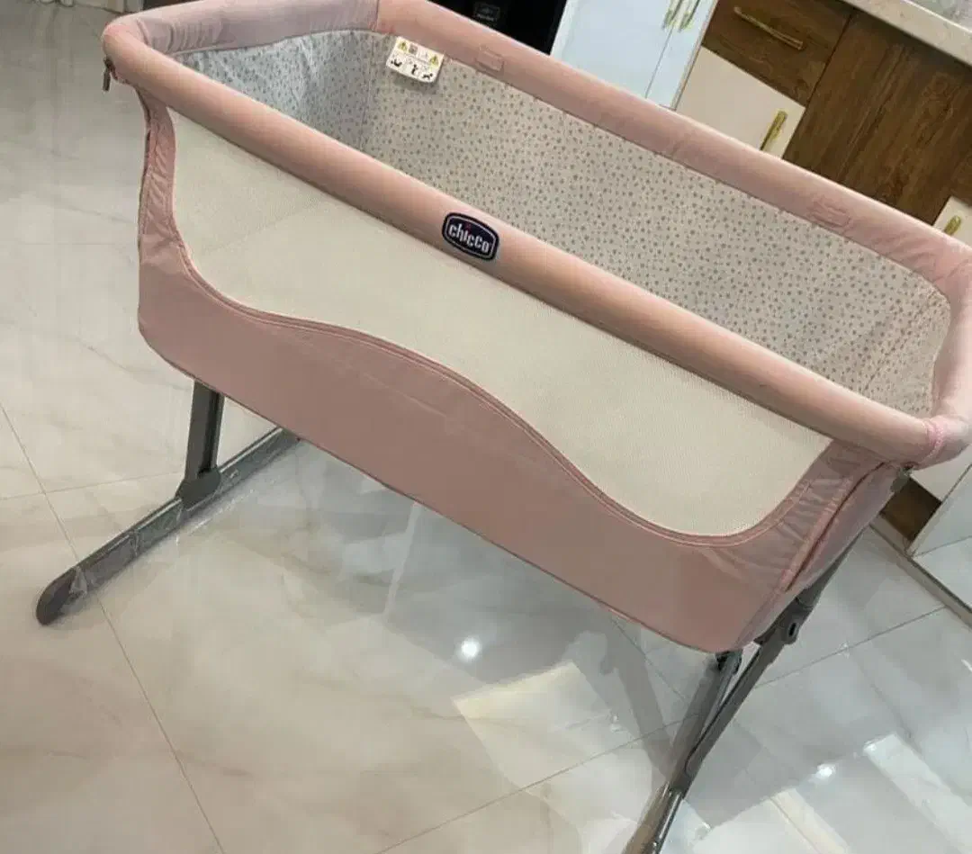 تخت  کنار مادر چیکو مدل Nex Essentialصورتی|تخت و صندلی بچه|رشت, انصاری|دیوار