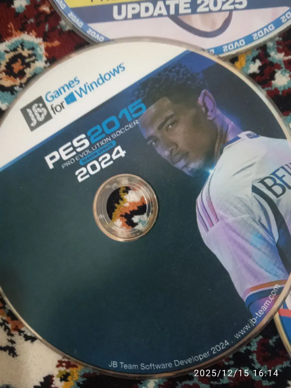 دسته بازی با تعدادی بازی|کنسول، بازی ویدئویی و آنلاین|اردبیل, |دیوار