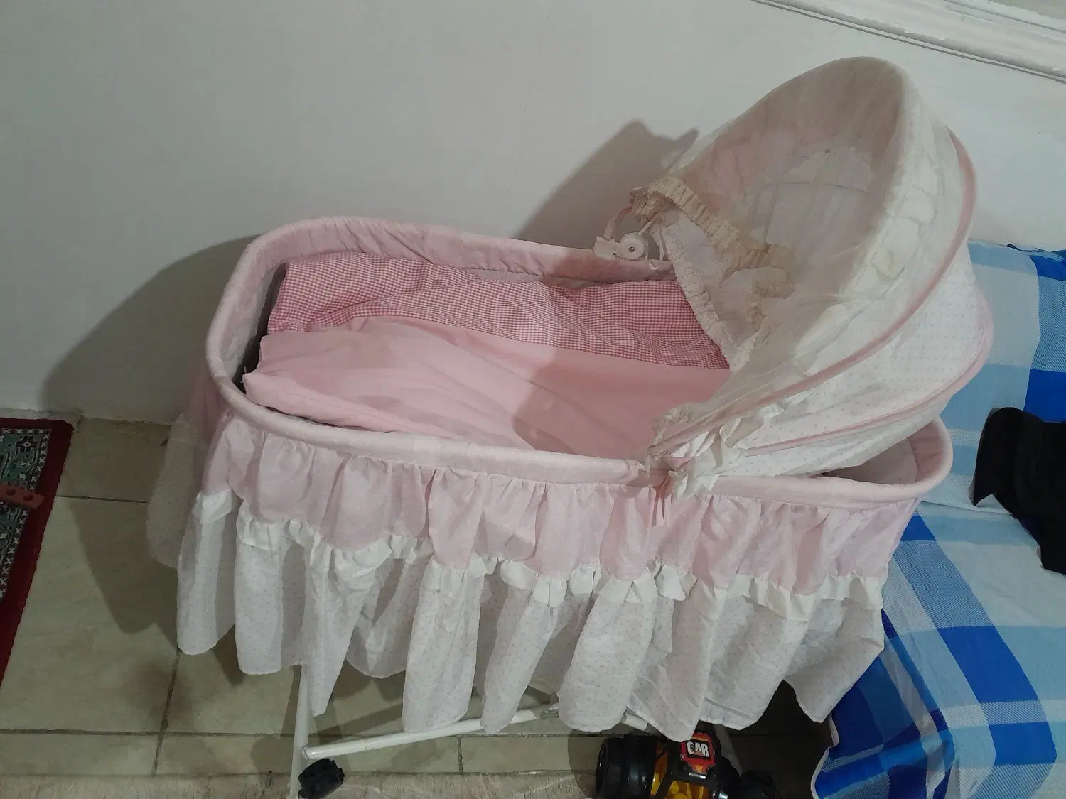 گاز|تخت و صندلی بچه|بومهن, |دیوار