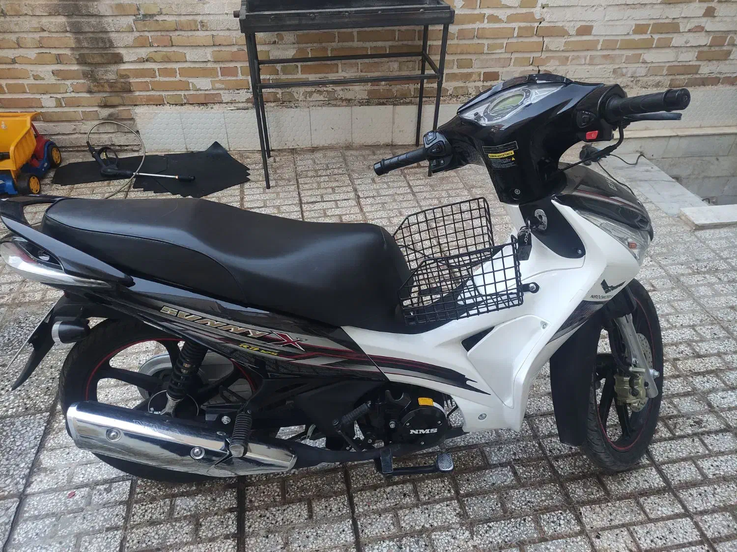 موتور لاکی احسان 125|موتورسیکلت|تربت‌حیدریه, آسایش|دیوار