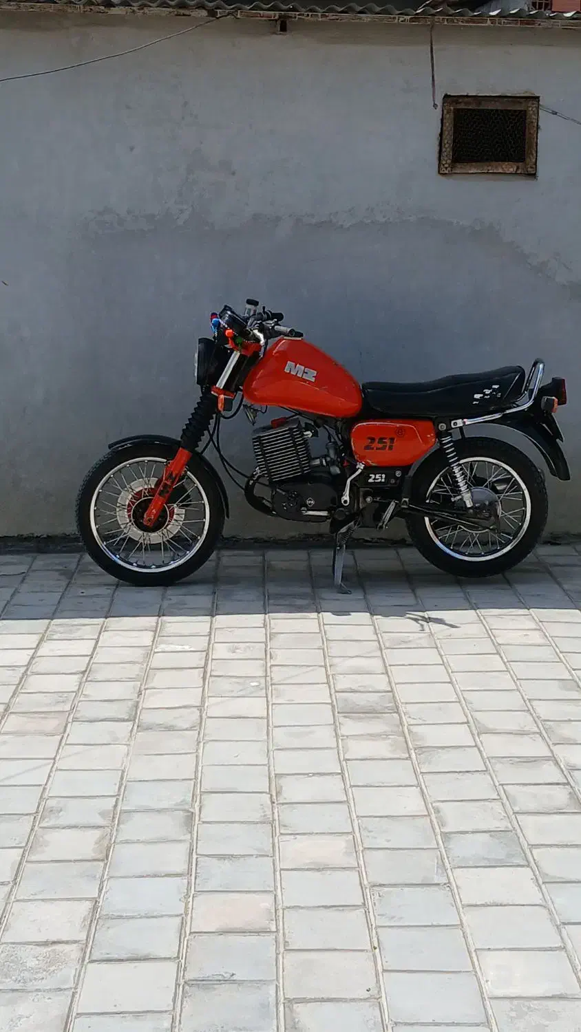 Mz چوپا 251|موتورسیکلت|گمیشان, |دیوار