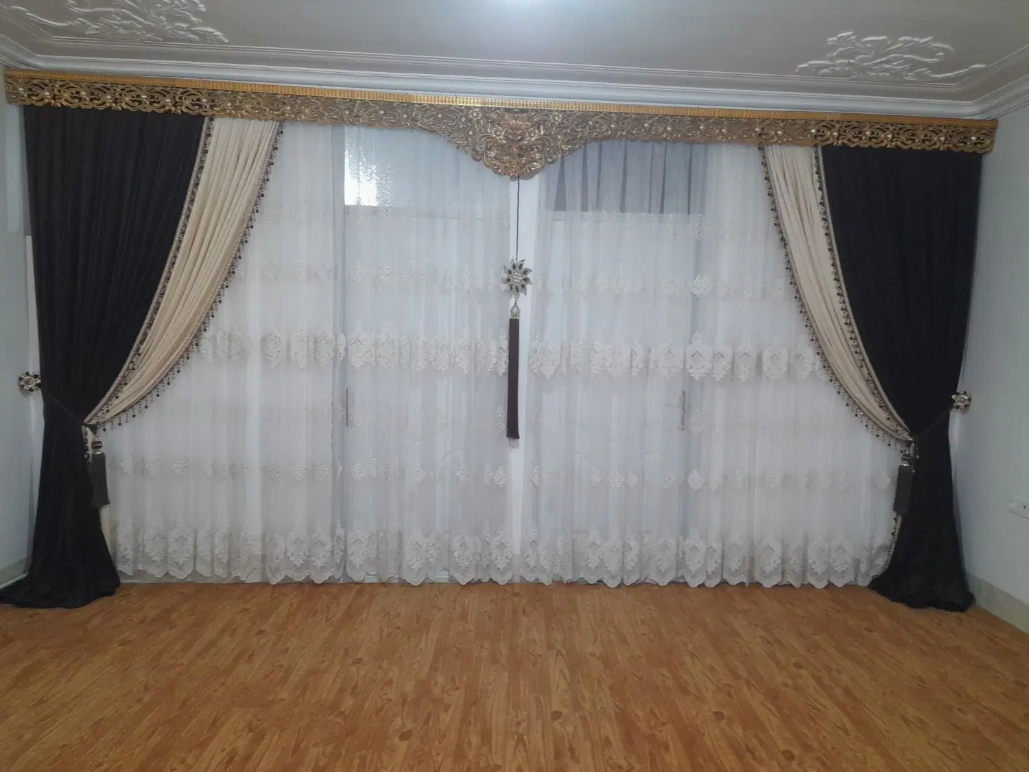پرده|پرده، رانر، رومیزی|سلماس, |دیوار
