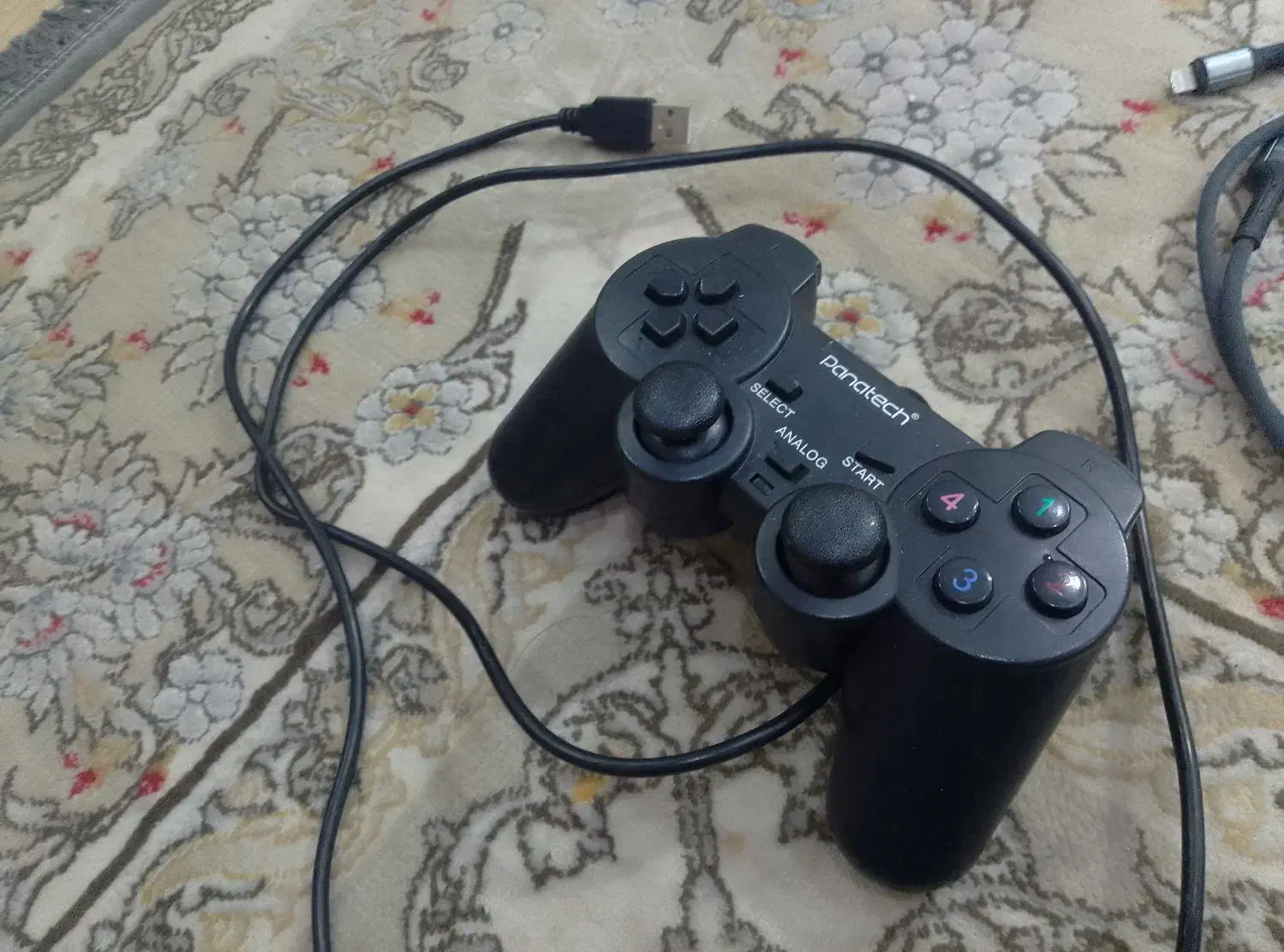 دسته بازی کامپیوتر و شارژر آیفون|کنسول، بازی ویدئویی و آنلاین|ورامین, ورامین|دیوار