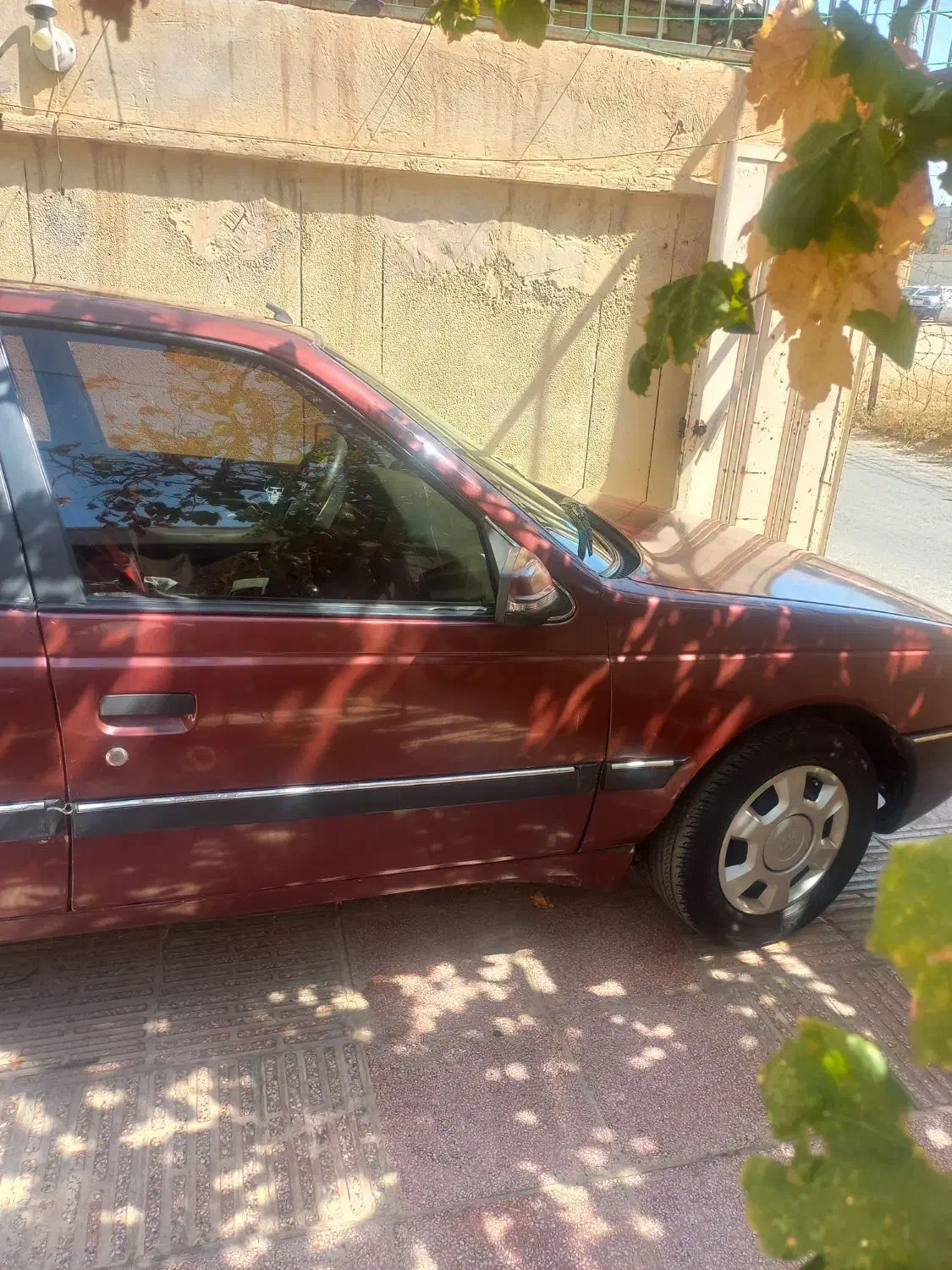 پژو ۲۰۰۰ مدل ۱۳۷۷|خودرو سواری و وانت|اصفهان, وحید|دیوار