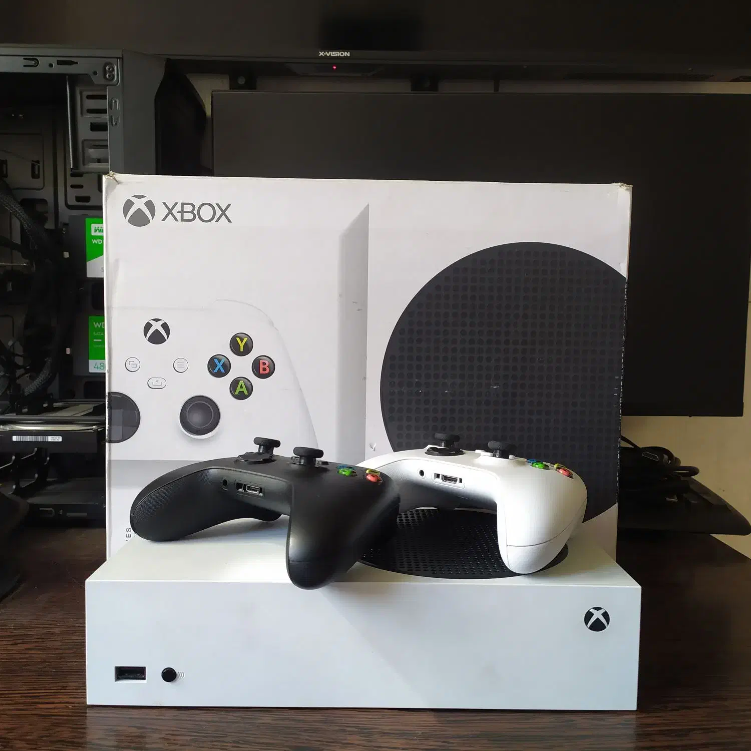 xbox sereis s|کنسول، بازی ویدئویی و آنلاین|شیراز, شهرک قمشه|دیوار
