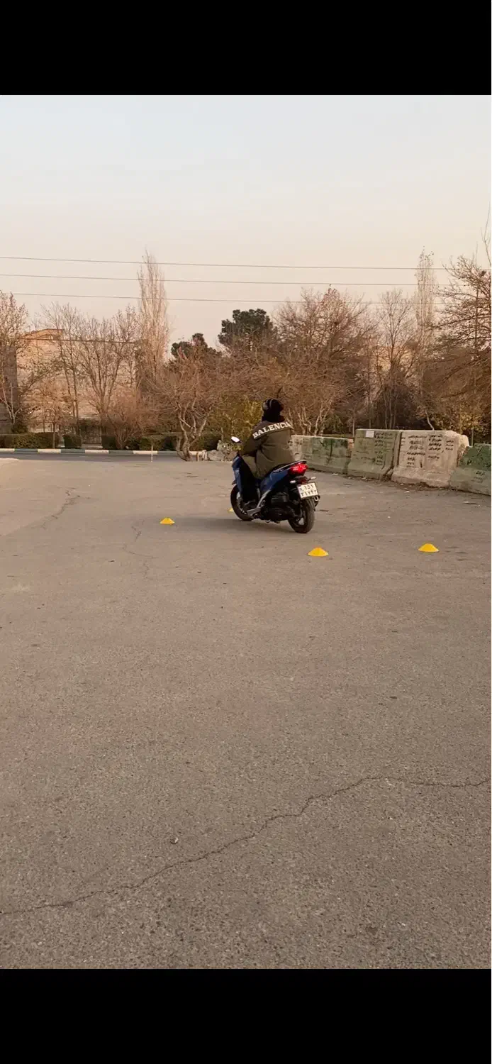 آموزش موتور سواری زیر نظر مربی رسمی فدراسیون|خدمات آموزشی|تهران, صد دستگاه|دیوار