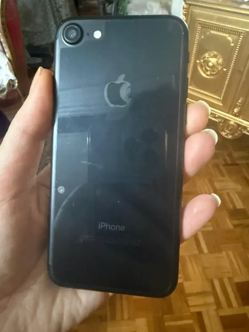 ایفون ۷ ۳۲ گیگ|موبایل|تهران, نیاوران|دیوار