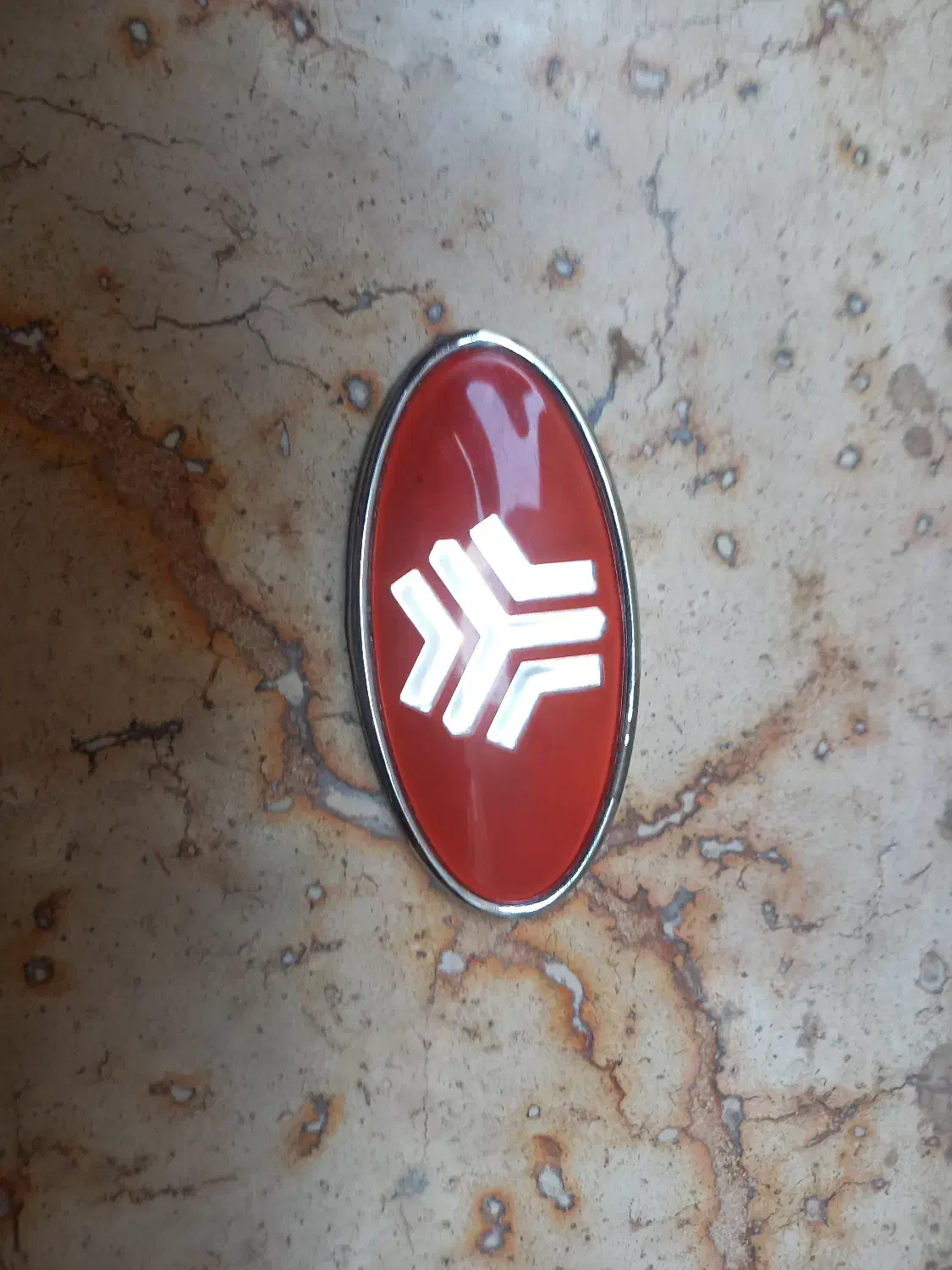 آرم جلو پنجره پراید دارای تخفیف به مشتری|قطعات یدکی و لوازم جانبی|رشت, لاکانی|دیوار