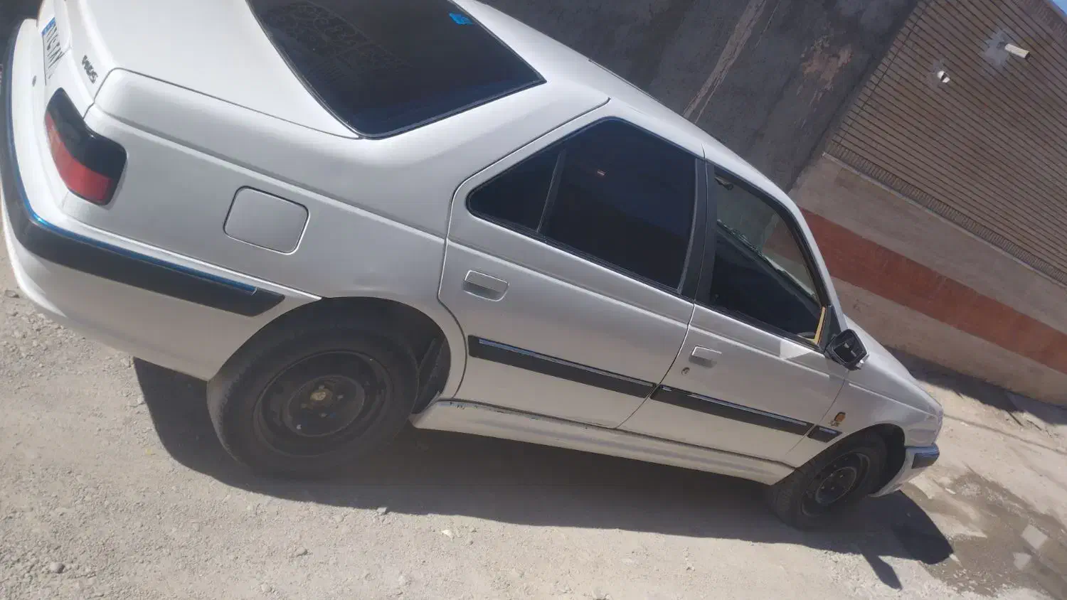 ۱۲۶۰۰۰|خودرو سواری و وانت|ایرانشهر, |دیوار