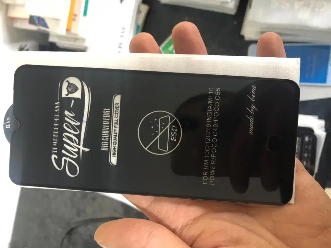 تعدادی لوازم جانبی فروشی|لوازم جانبی موبایل و تبلت|کرمان, |دیوار