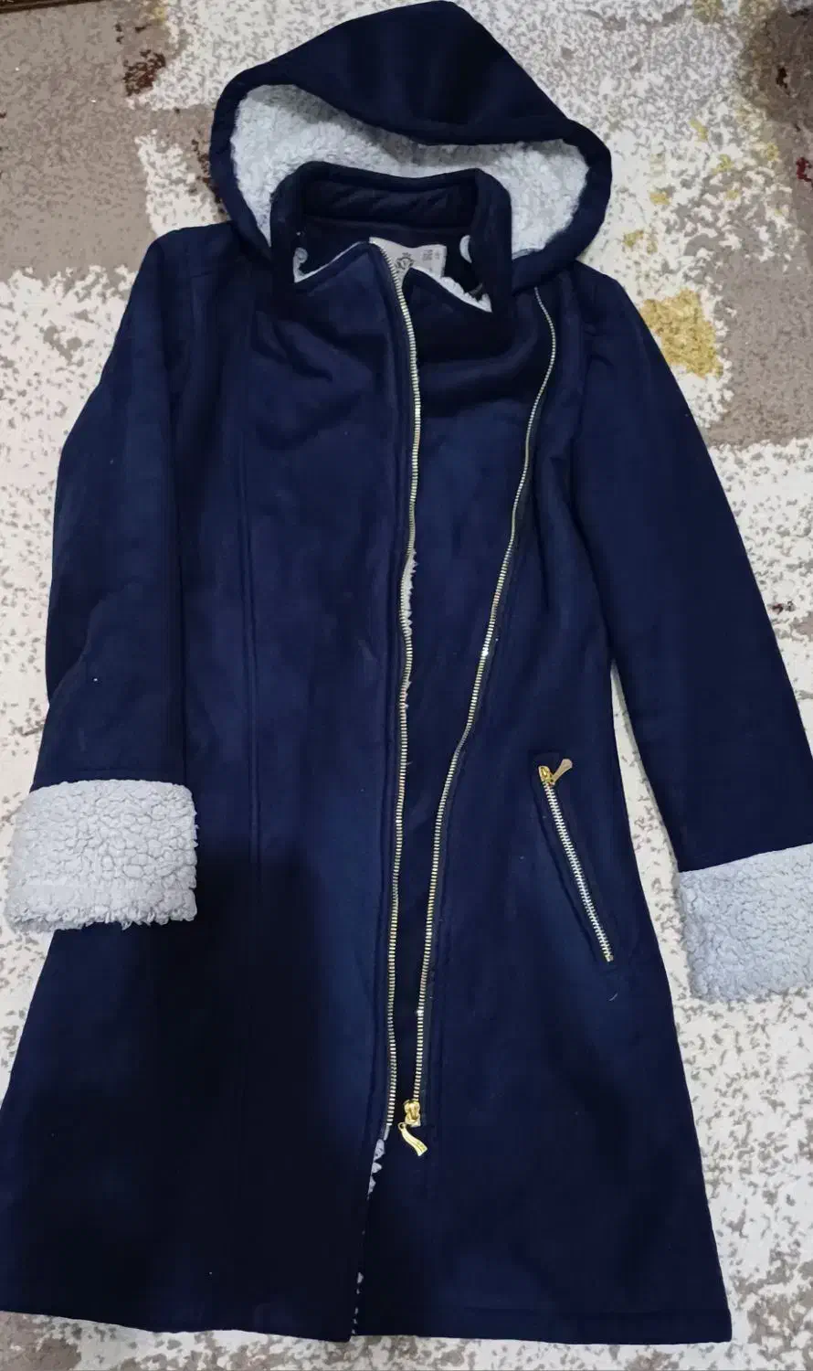 پالتو تمیز و سالم سایز 36و38|لباس|قم, قلعه کامکار|دیوار