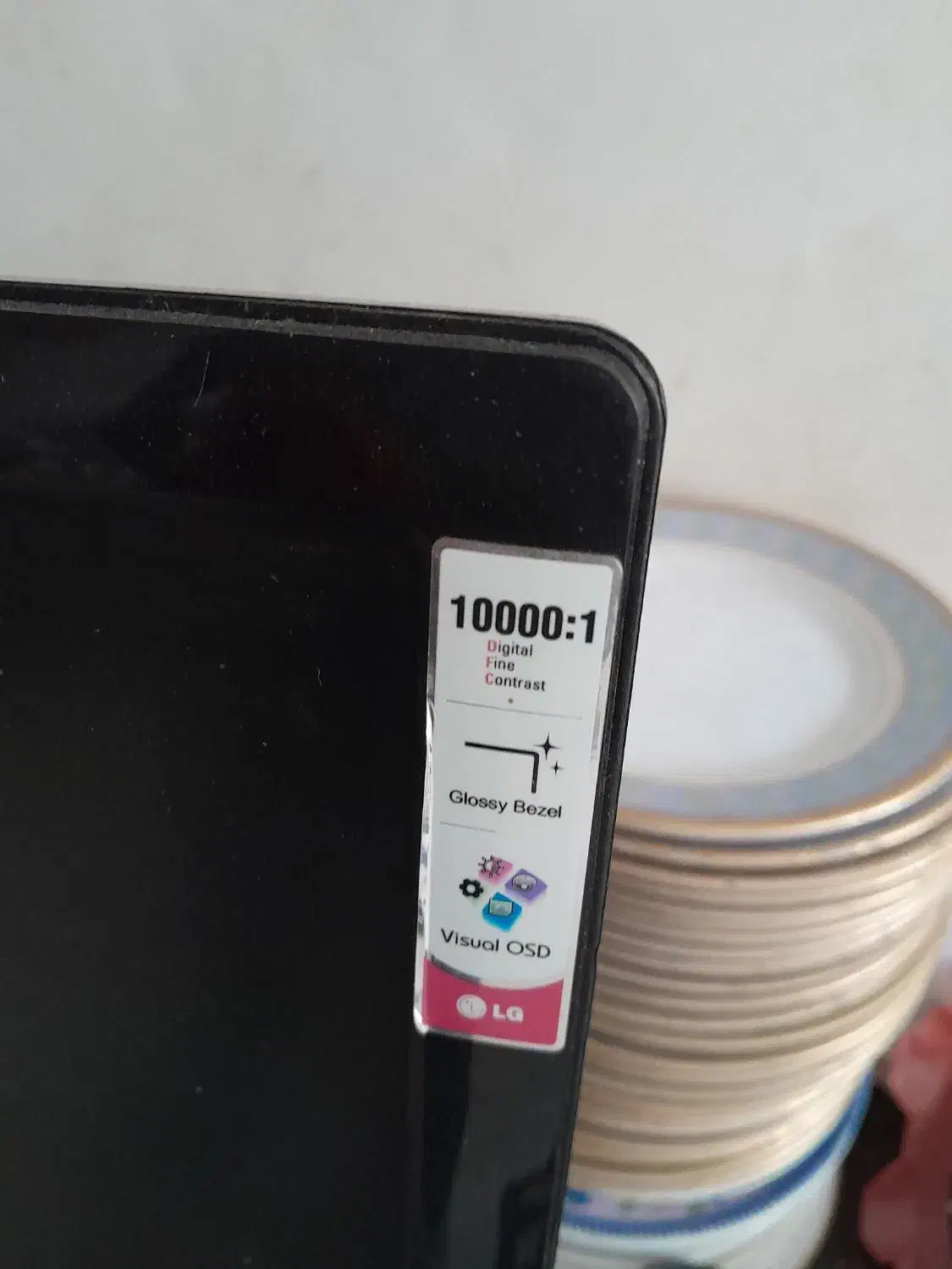 مانیتور ال جی با پایه|قطعات و لوازم جانبی رایانه|مشهد, طبرسی شمالی|دیوار