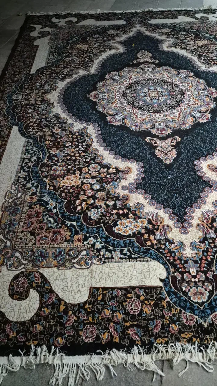 تک ۹ متری ۱۲۰۰ شانه اصل|فرش|مشهد, جنت|دیوار