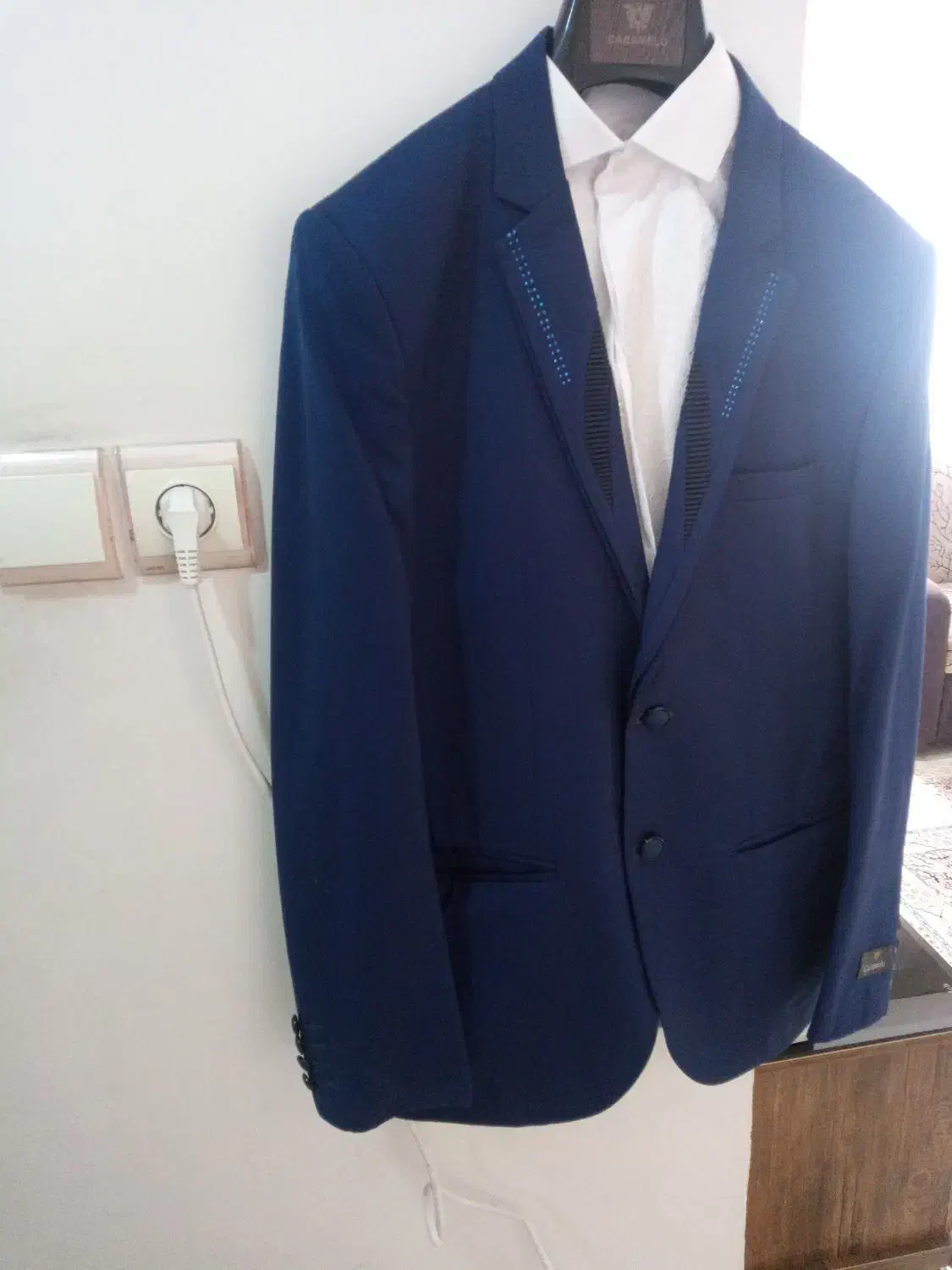 کت و شلوار کاملا نو|لباس|پیشوا, |دیوار