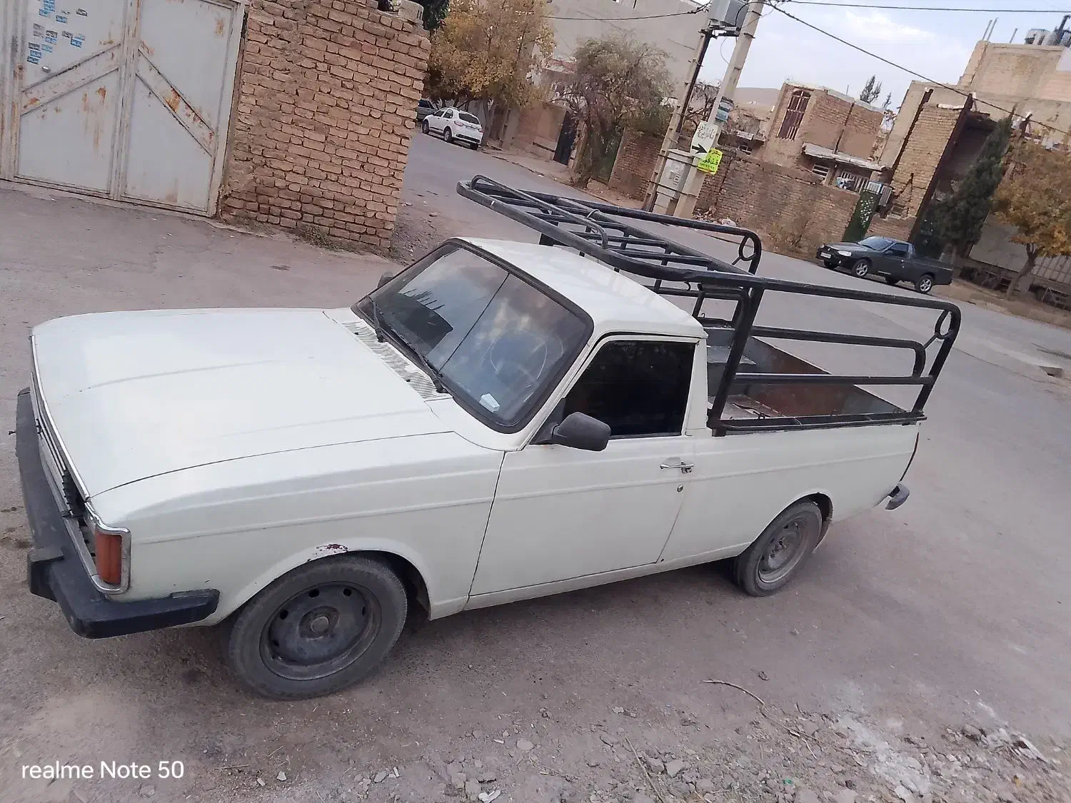 وانت بار رنگ سفید مدل 90|خودرو سواری و وانت|شیراز, جوادیه|دیوار