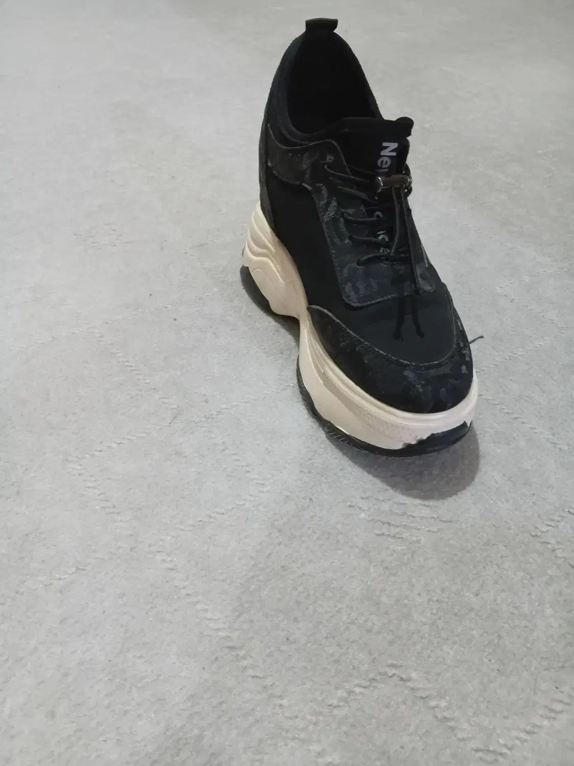 کتونی|کیف، کفش، کمربند|نظرآباد, نظرآباد|دیوار