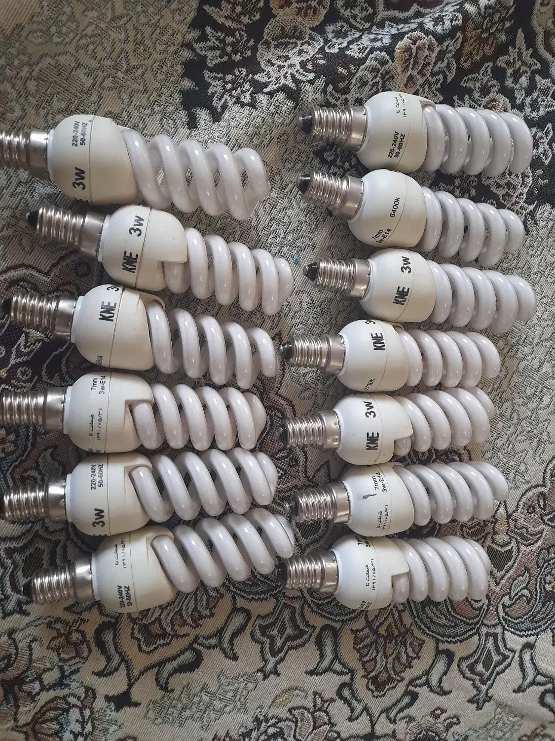 ۱۳ عدد لامپ کم مصرف سالم|لامپ و چراغ|مشهد, جاهد شهر|دیوار